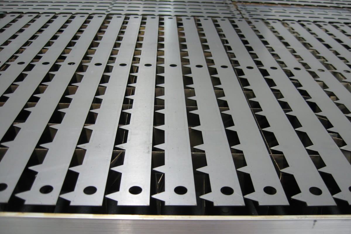 production laser cutting metal